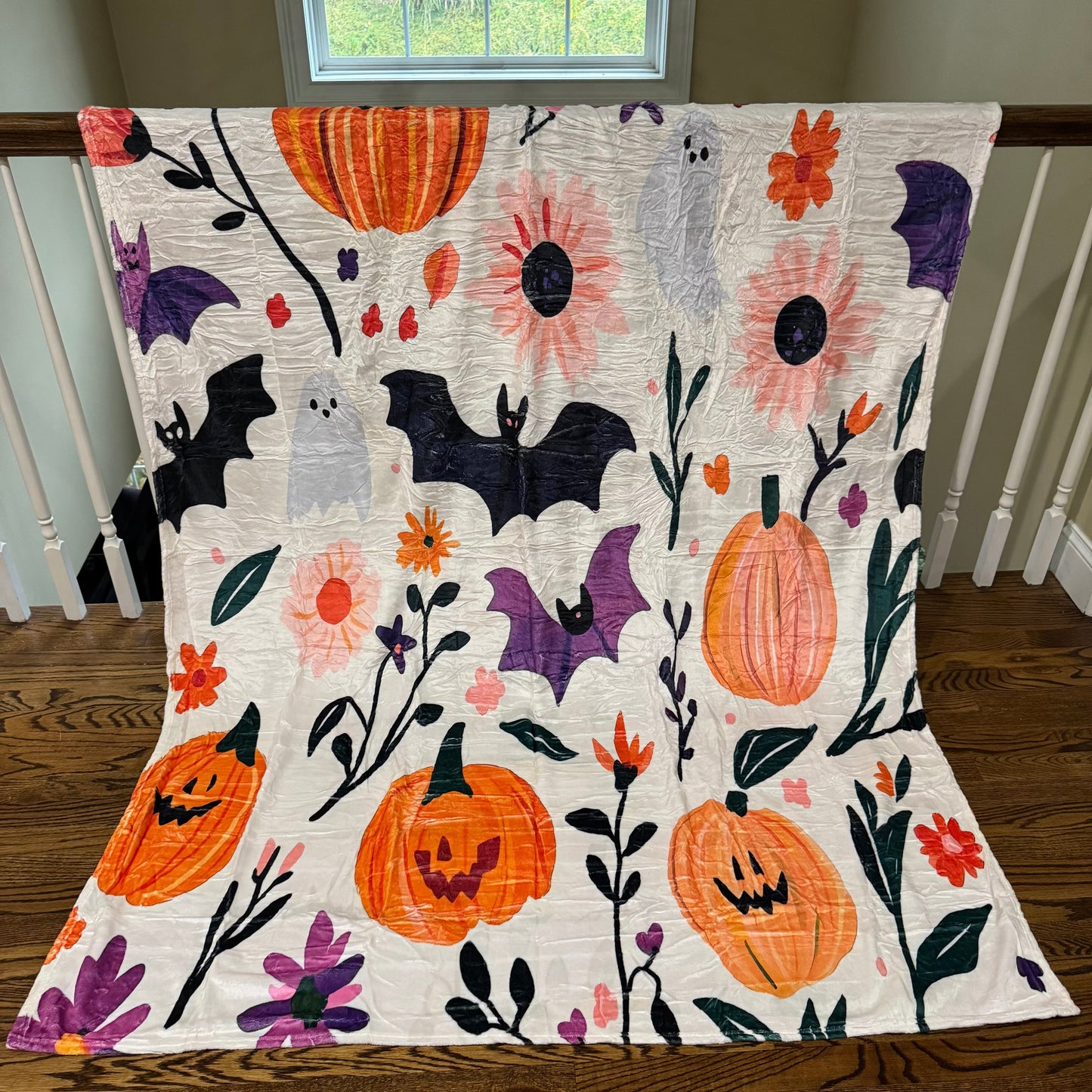 Blanket - Halloween - White Pumpkin Bat