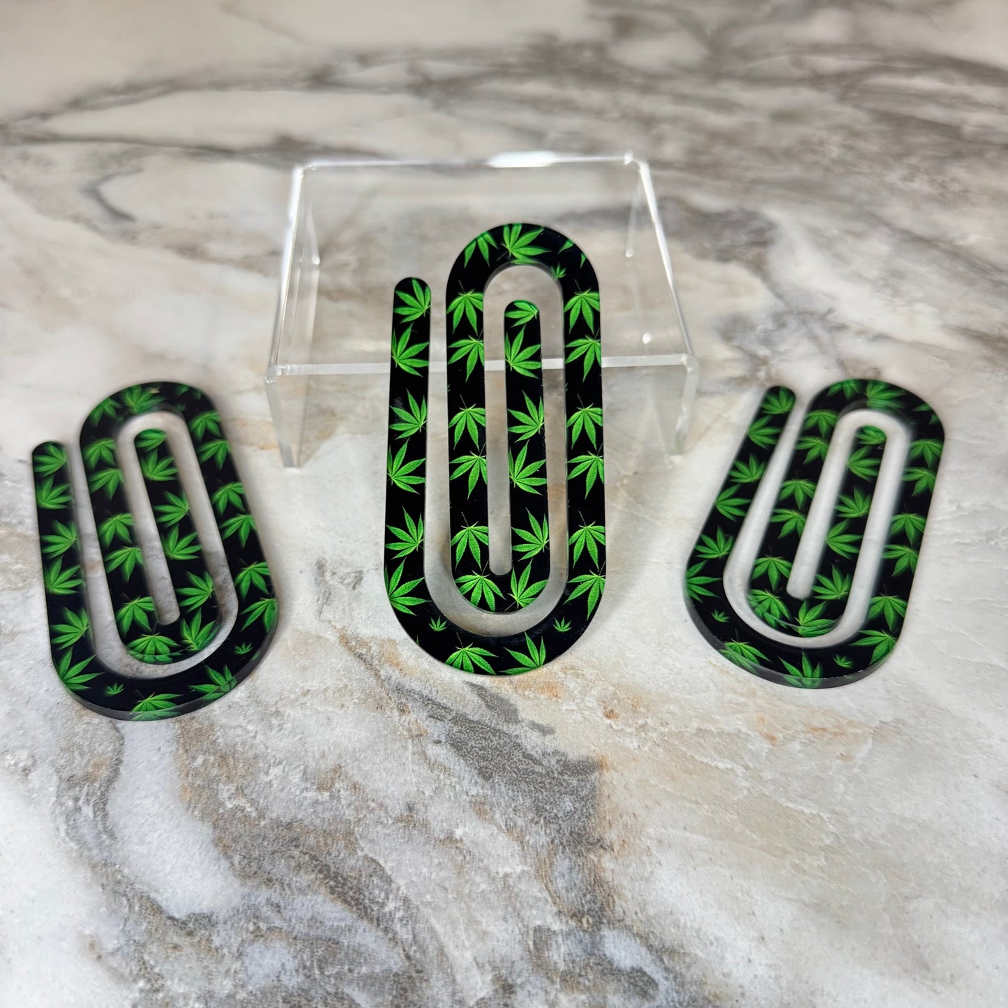 Jumbo Paperclip - Weed